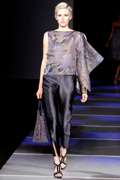 Look 14
